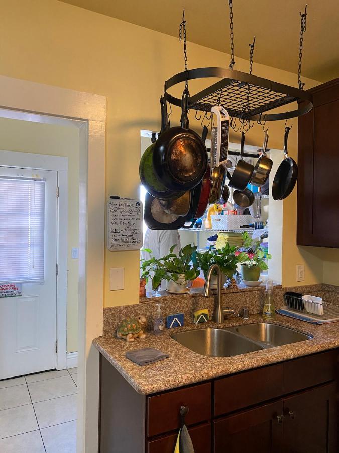 Private Los Angeles Room - Free Wifi, Ac, Tv, Private Fridge, Kitchen, Near Usc - Exposition Park - Usc Memorial Coliseum - Banc Of California Bmo Stadium - Downtown Los Angeles Dtla - University Of Southern California Usc!! Экстерьер фото